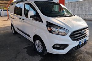 FORD TRANSIT CUSTOM DOPPIA CABINA