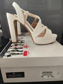 Sandalo con zeppa bianco Lora Ferres