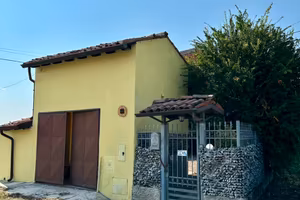 Casa indipendente con giardino e rustico