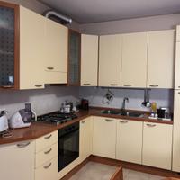 Cucina completa di elettrodomestici