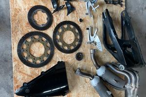Ricambi ORIGINALI yamaha r1 2004-2006