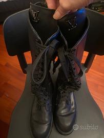 Anfibi alti donna pelle LV misura 40