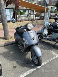 Vespa GTS 200