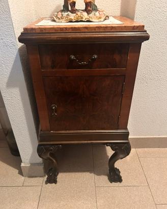 Coppia comodini in radica con piano in marmo