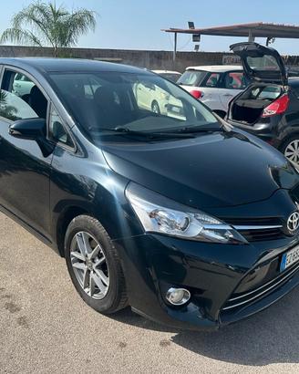 Toyota Verso 1.6 D-4D Style