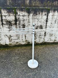 Porta salviette bagno da terra