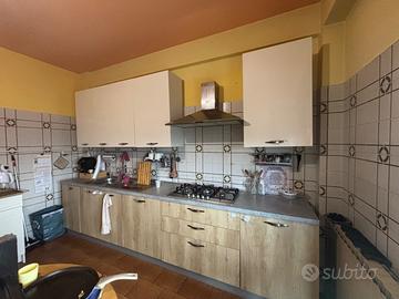 Cucina lineare 3,46più due colonne 60 cm cad una