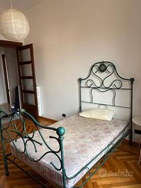 letto ferro battuto verde