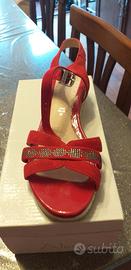 sandalo rosso