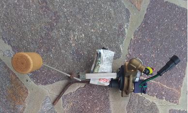 BRC Valvola e livellostato per serbatoio toroidale