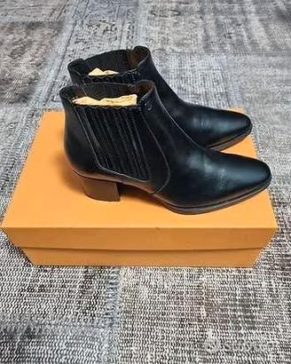 Tronchetti Stivaletti neri Tod's pelle taglia 38