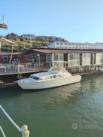 Chris Craft SuperCatalina 27