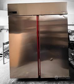 frigorifero in negativo