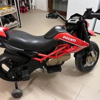 Moto elettrica Ducati Hypermotard Peg Perego 12V