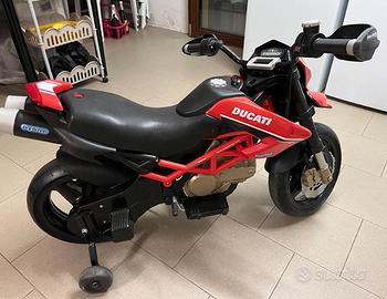 Moto elettrica Ducati Hypermotard Peg Perego 12V