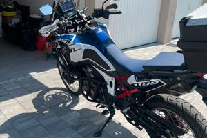 Africa twin 1100 - 11/2021 - possibilità permuta