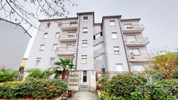 Appartamento in condominio ristrutturato estername