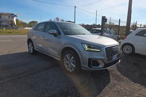 Audi Q2 30 TFSI Identity Black