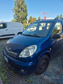 Toyota yaris verso