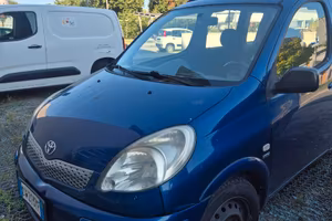 Toyota yaris verso
