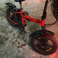 Bici elettrica nam ride
