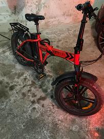 Bici elettrica nam ride