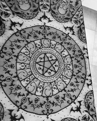 tovaglia pizzo killstar