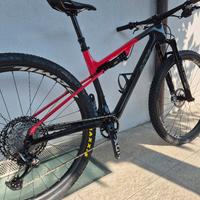 ARC8 Evolve FS TG M