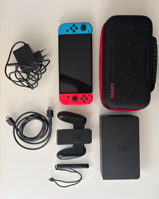 NINTENDO SWITCH OLED ORIGINALE + PORTASWITCH