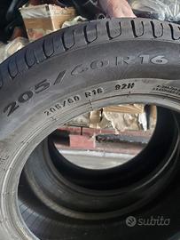 pneumatici 205 60 16 92h estivi Pirelli ottimi