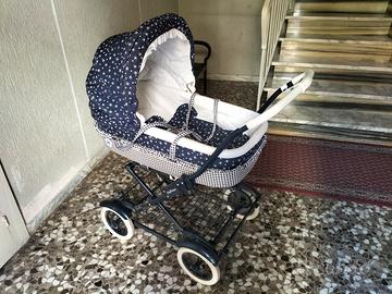 Carrozzina per neonato