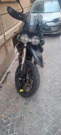 Moto Guzzi V85TT  
