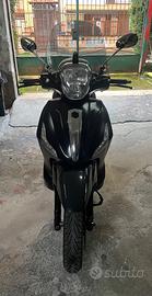 Piaggio Beverly 300 con 25000km