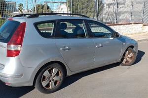 HYUNDAI i30 s.w. 2010
