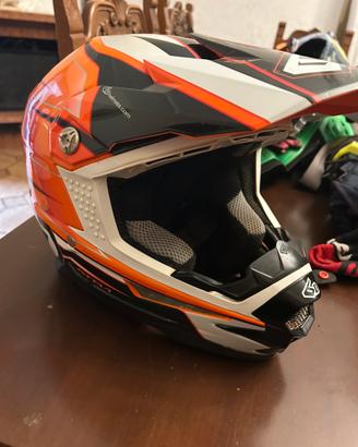 Casco 6D ATR con 1 calotta taglia s e 2 calotte xs