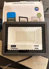 Faro led esterno 100W