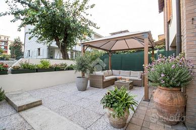 4 LOCALI A CASALGRANDE