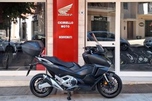 Honda Forza 750