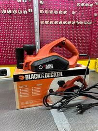Pialletto Elettrico Black&Decker 650W