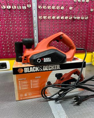 Pialletto Elettrico Black&Decker 650W