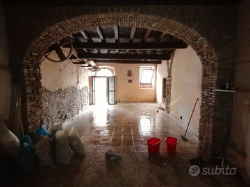 Locale commerciale Via Mauro Macera 24/26