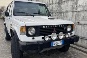 Pajero 2.5 Diesel 4x4 1989 - Autocarro