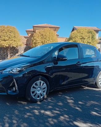 Toyota Yaris HYBRID 2019