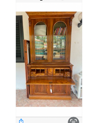 Vetrina  in mogano biondo