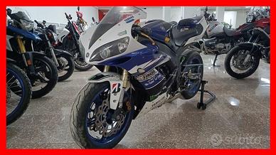 YAMAHA R1 *PROM0 PASSAGGIO INCLUSO* Permute / RATE