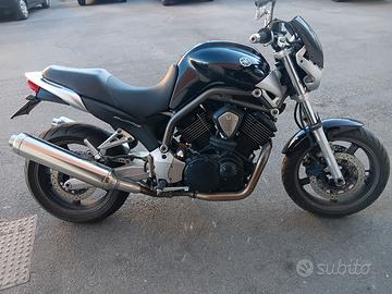 BULLDOG YAMAHA 1100 BT