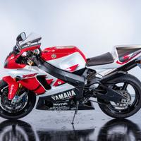 YAMAHA YZF-R7 OW-02 - 2001