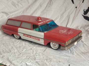 Grande auto in latta a batteria vigili del fuoco.