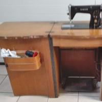 MACCHINA PER CUCIRE VINTAGE 'SINGER' 