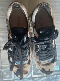Sneakers in cavallino